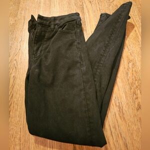 NWOT American Eagle Black Next Level Stretch Jeggings